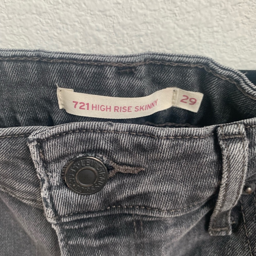 Levi’s 721 high rise skinny faded black